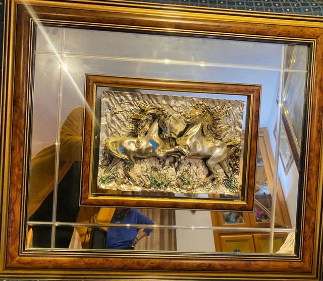 Cuadro en estaño . Relieve en movimiento