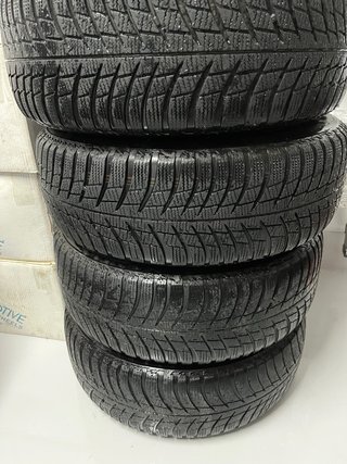 Llantas 16 y bridgestone invierno 205/60/16