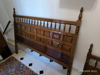 Cabecero y pie de cama antiguo