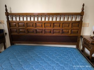 Cabecero y pie de cama antiguo