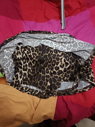 Falda pantalon corta de leopardo