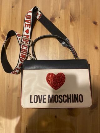 Bolso Moschino love