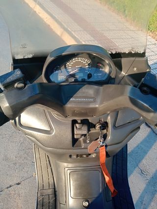 Suzuki burgman AN250