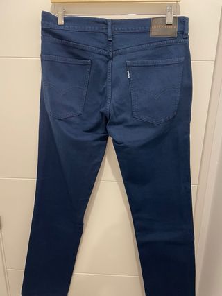 Pantalon levis 8 line