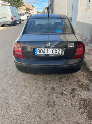 Skoda Superb 2006
