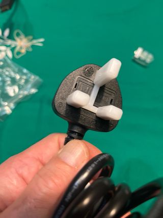 Cable alimentación UK