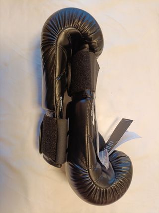 Guantes de boxeo Adidas speed 50 ,12 onzas