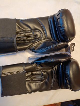 Guantes de boxeo Adidas speed 50 ,12 onzas