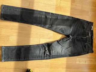 Pantalon chico