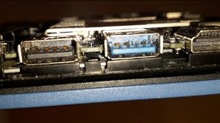 Portatil Acer Aspire R3 131T-P12R para repuestos