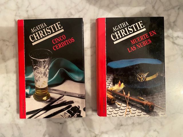 2 libros Agatha Christie 