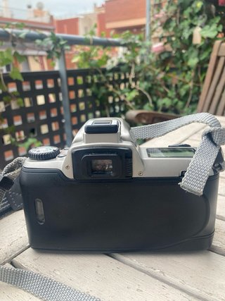 Nikon F65