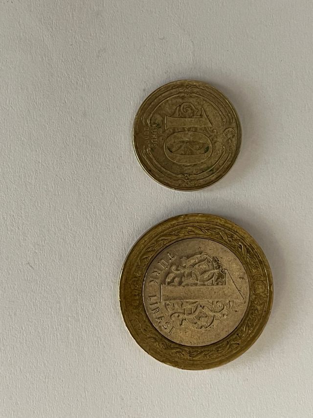 Monedas TURQUIA, HUNGRIA ,INDONESIA , etc