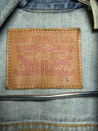 Cazadora Levis Strauss talla L