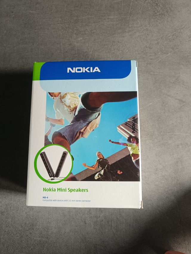 Altavoces stereos Nokia MD-4