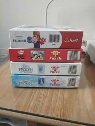 Puzzles varios.
