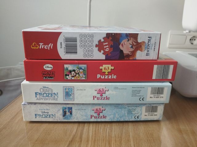 Puzzles varios.