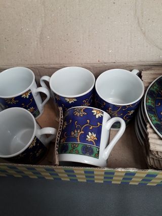 Servizio di tazzine da caffè da 6 in porcellana