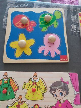 Lote puzzles de madera.