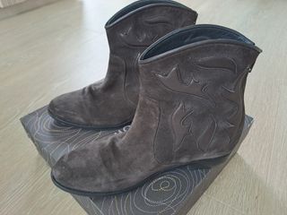 Botines Homers de piel T.40