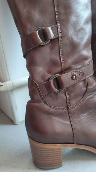 Botas altas piel. Tommy Hilfiger 40. Nuevas