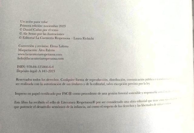 UN AVIÓN PARA VOLAR. Daniel Cañas. Ale Senso.