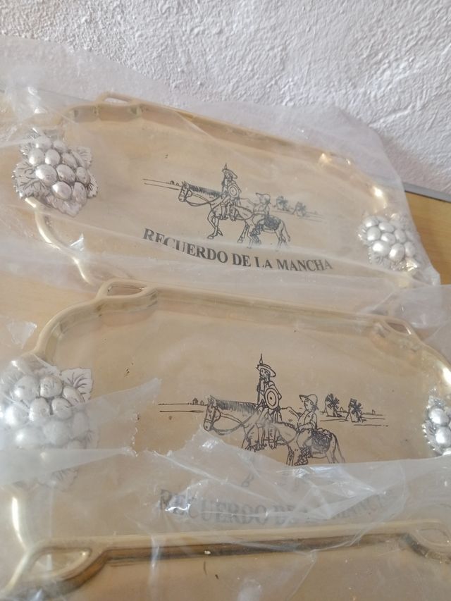 4 bandejas de Don Quijote.
