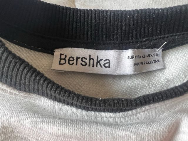 Camiseta crop manga corta blanca Bershka talla XS