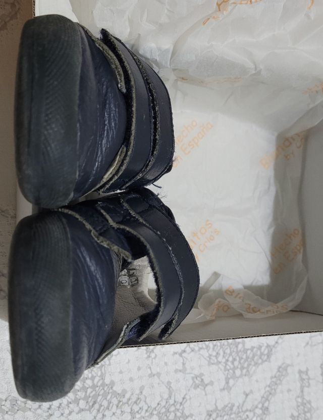 Zapatilla azul. Blanditos By Crios talla 25