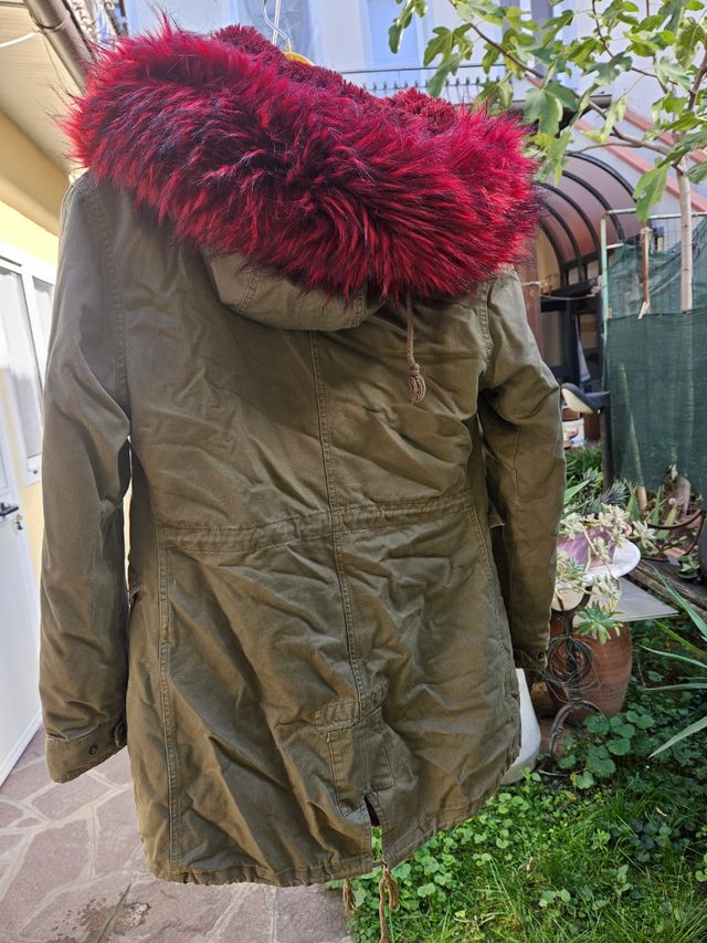 Giubbotto con pelliccetta staccabile