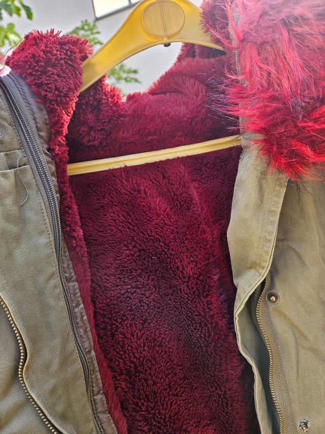 Giubbotto con pelliccetta staccabile