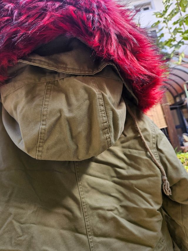 Giubbotto con pelliccetta staccabile