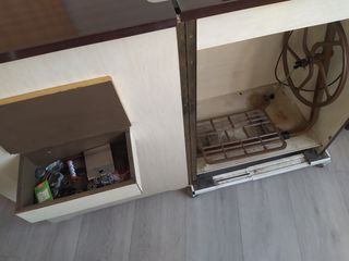 Máquina de coser antigua