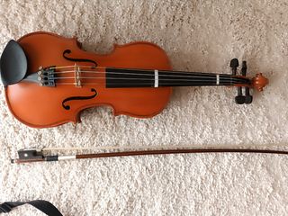 Violín 1/2 con funda