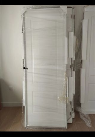 Puerta abatible blanca Marsella Leroy