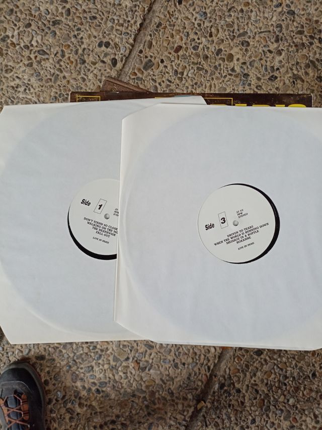 Lp the police live in Paris