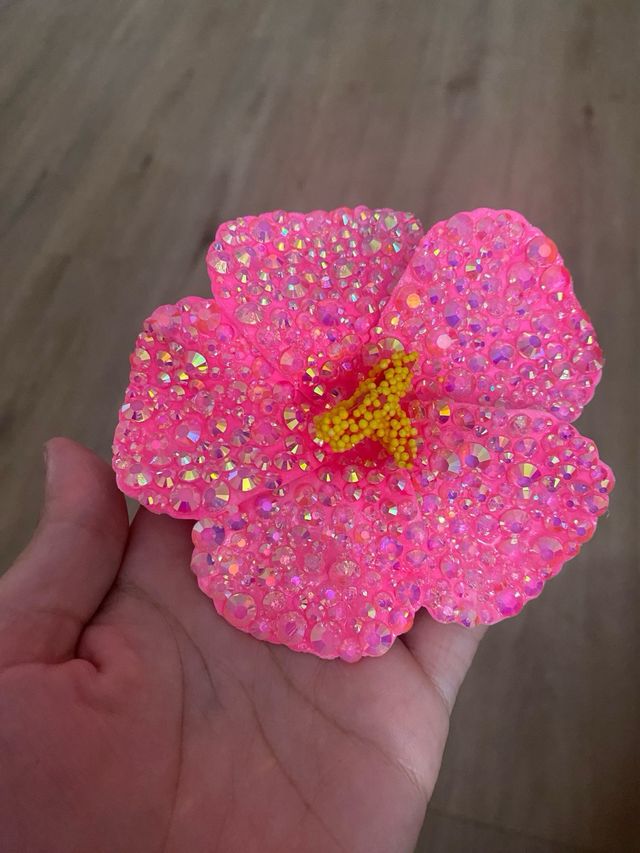 Pinza para el pelo flor brillos