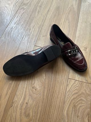 Bonitos mocasines mujer piel charol T38