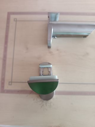 Soporte estantería.