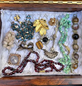 Antigüedades varias