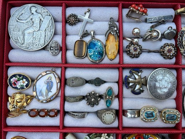 Antiguidades diversas