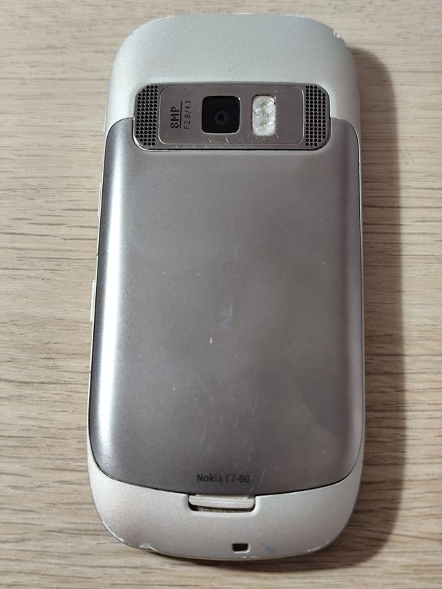 Nokia C7 libre vintage