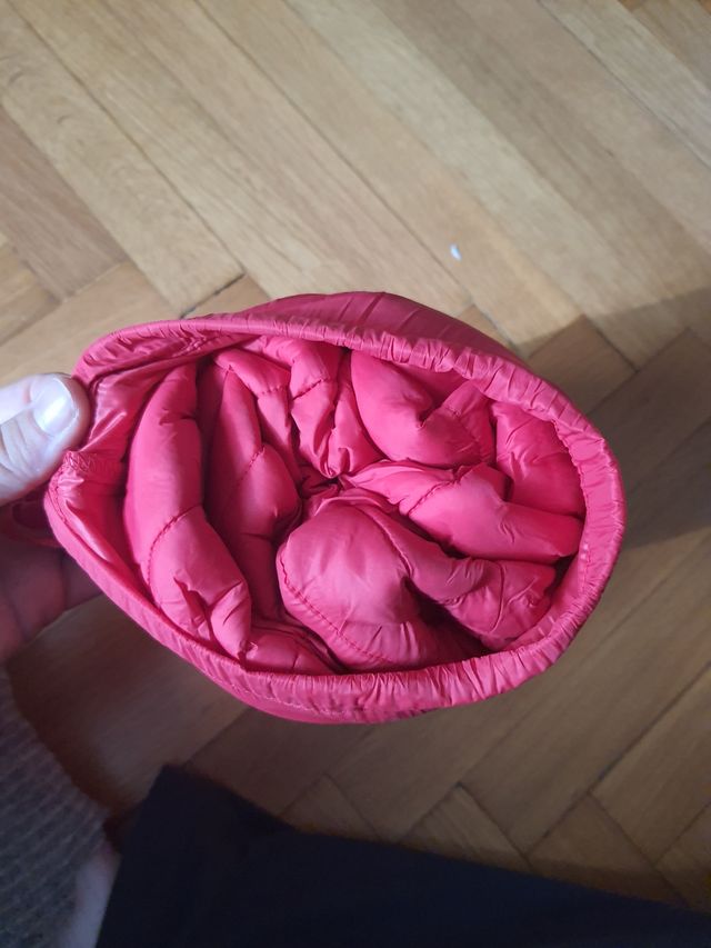 Primark piumino rosso con sacchettino