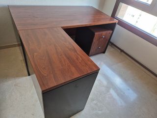 Mesa despacho madera con ala