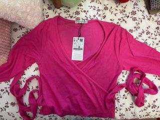 Top de manga larga rosa stradivarius
