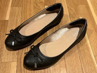 2 pares de Zapatos bailarinas Geox talla 35