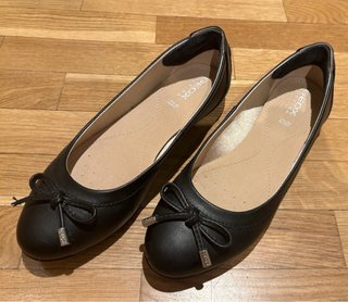 2 pares de Zapatos bailarinas Geox talla 35