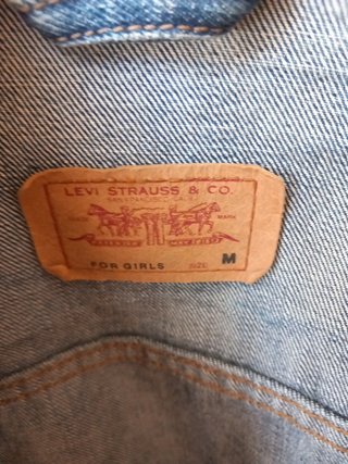 Cazadora Levis
