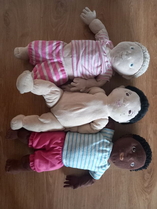 Pack 3 muñecos de 45 cm