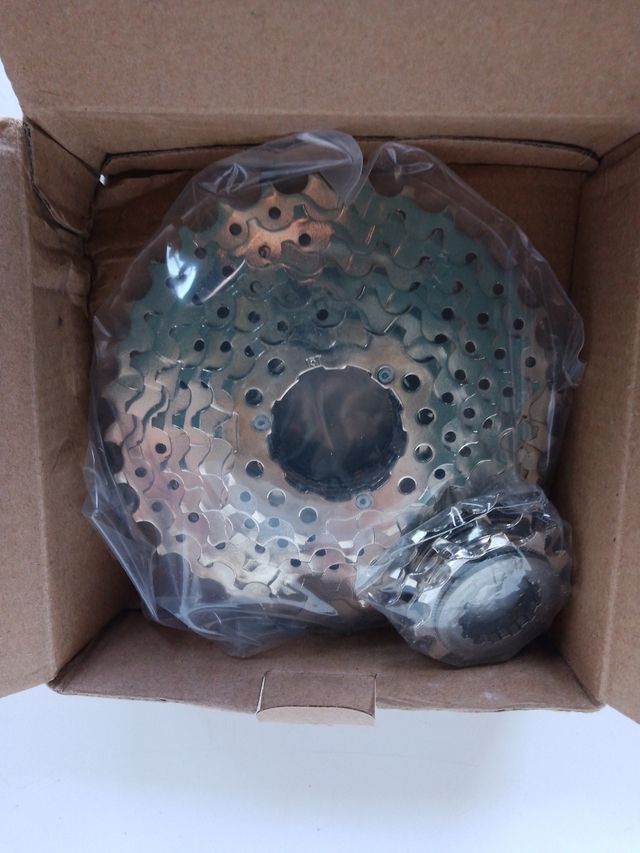 BICICLETTA EPOCH MEGA CASETTE NUOVA A 9 VELOCITÀ